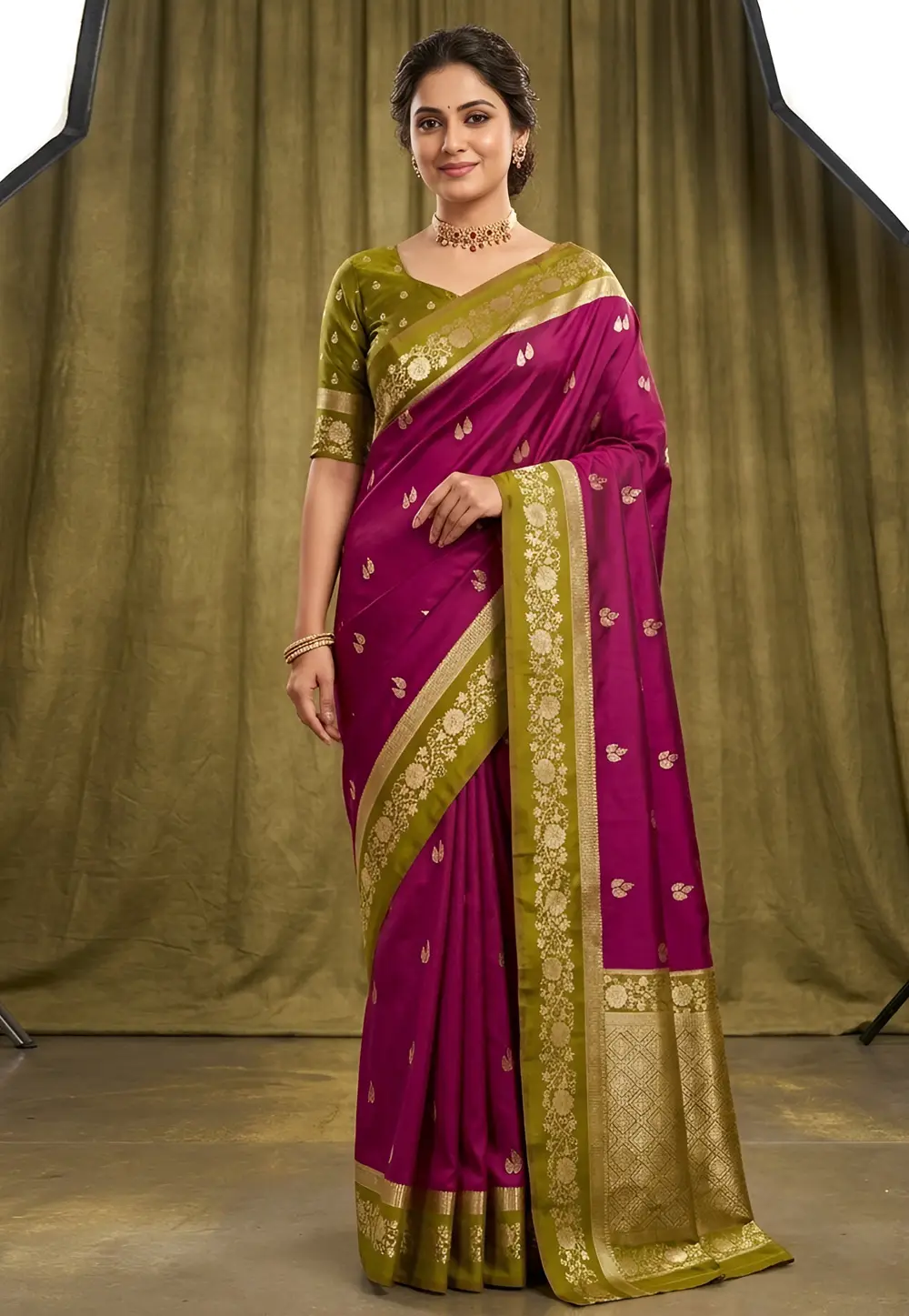 Magenta Banarasi Silk Saree 333288