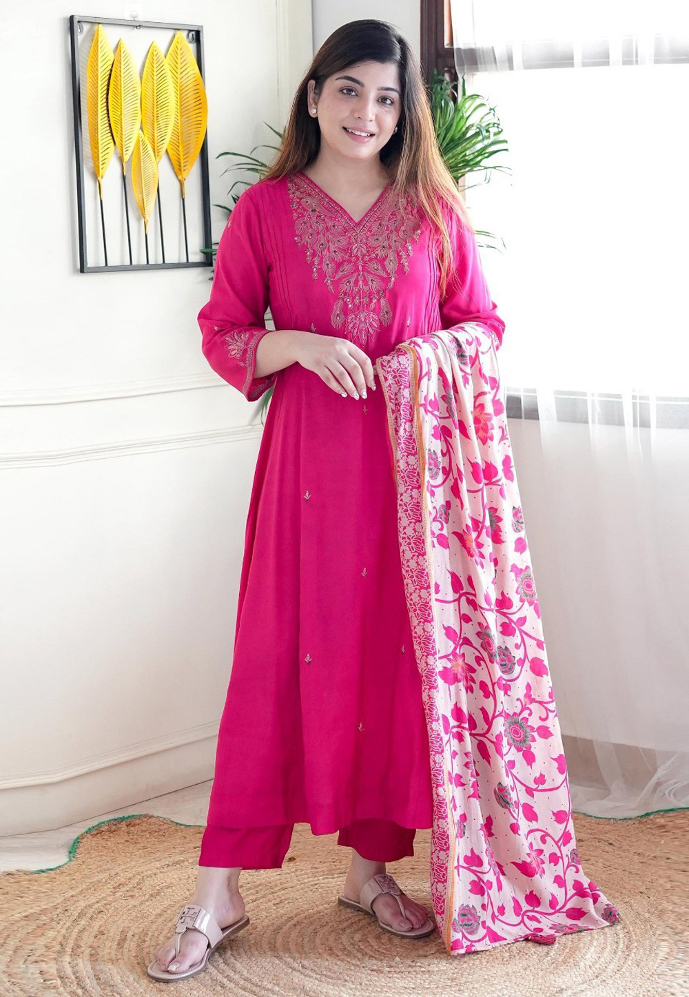 Magenta Chanderi Readymade Pakistani Suit 308783