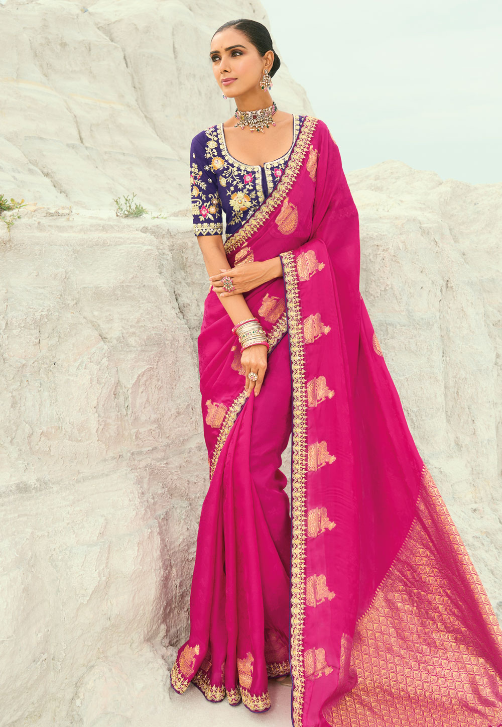 Magenta Organza Saree With Blouse 319293