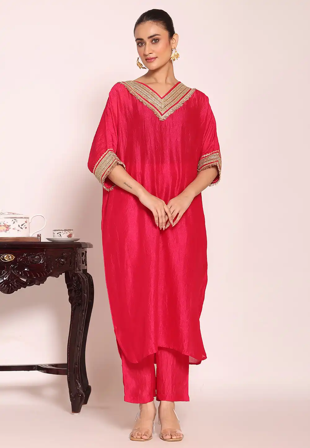 Magenta Silk Readymade Kaftan 325523