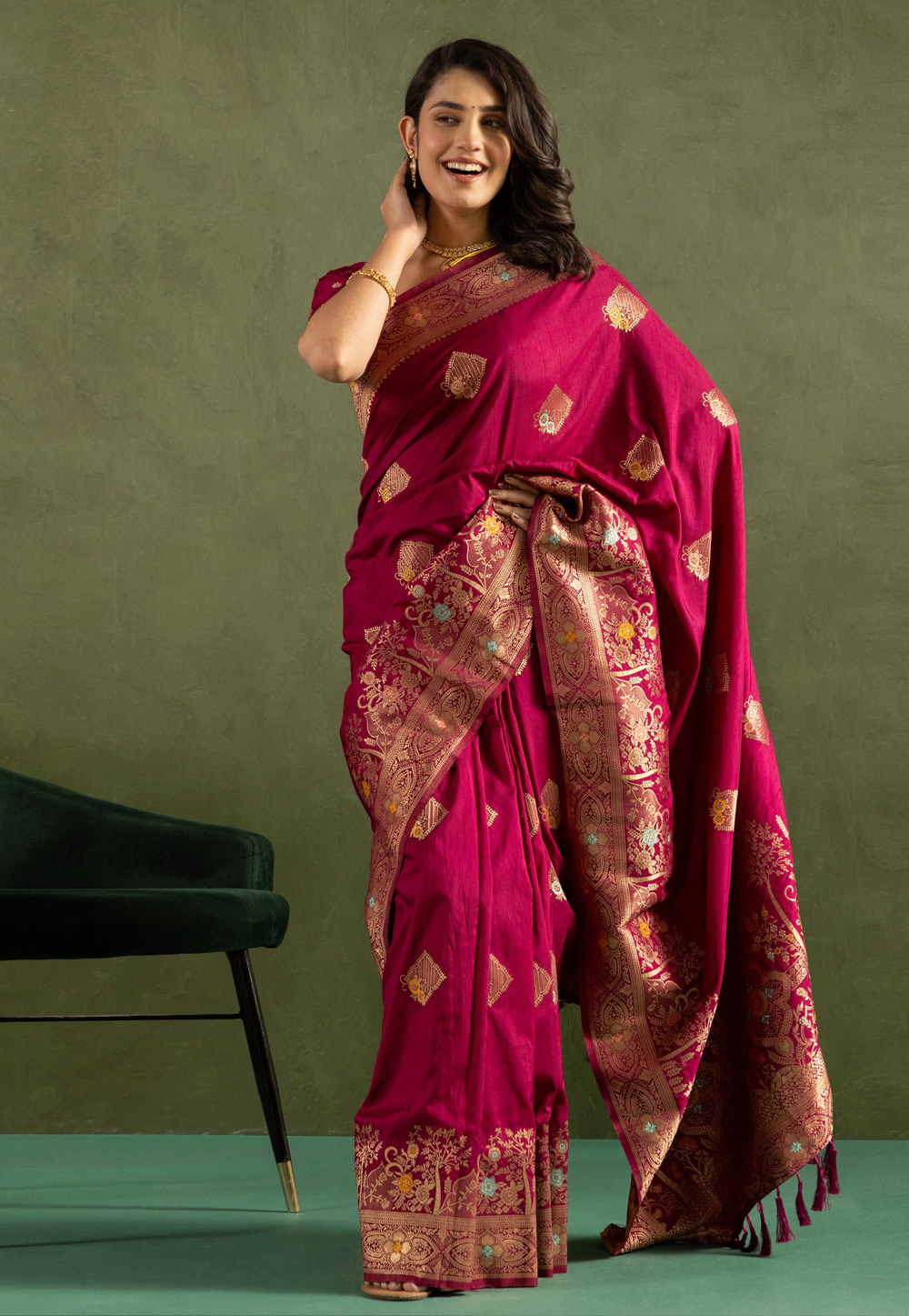 Magenta Silk Saree With Blouse 311287