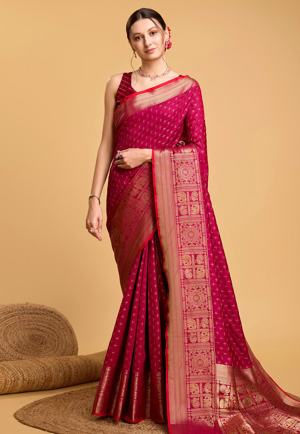 Magenta Soft Silk Saree With Blouse 284181