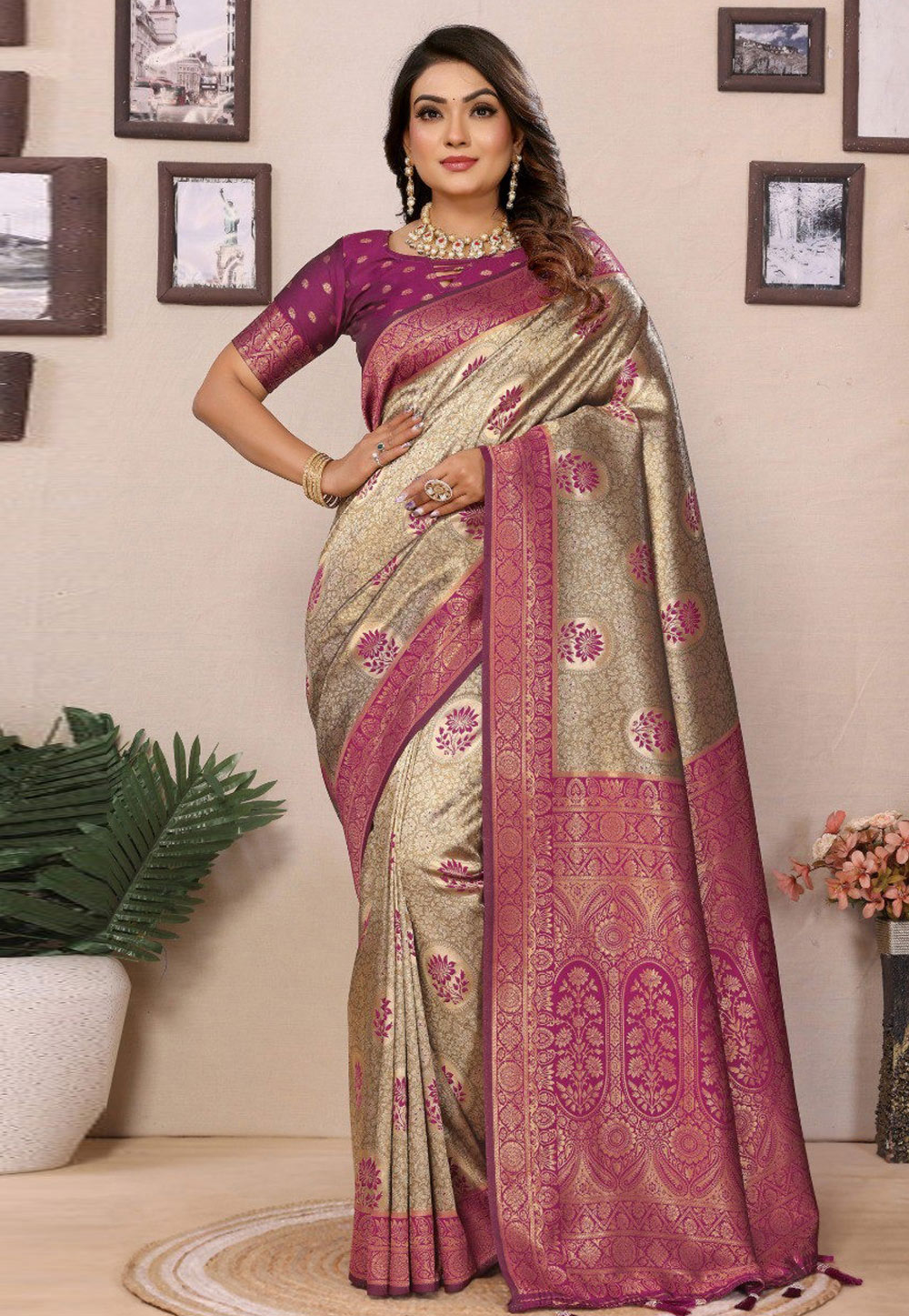 Magenta Tissue Silk Saree With Blouse 308865