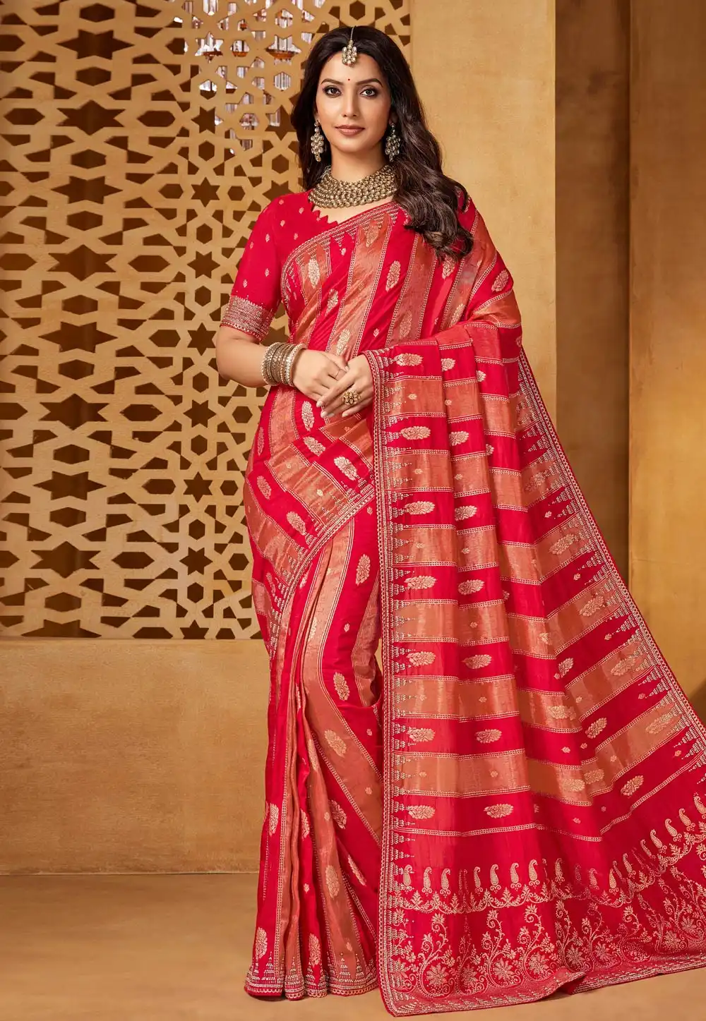 Magenta Viscose Saree With Blouse 320309