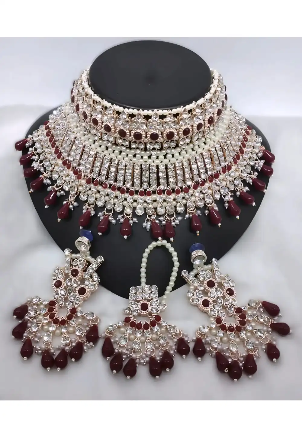 Maroon Alloy Necklace Set With Earrings and Maang Tikka 328429