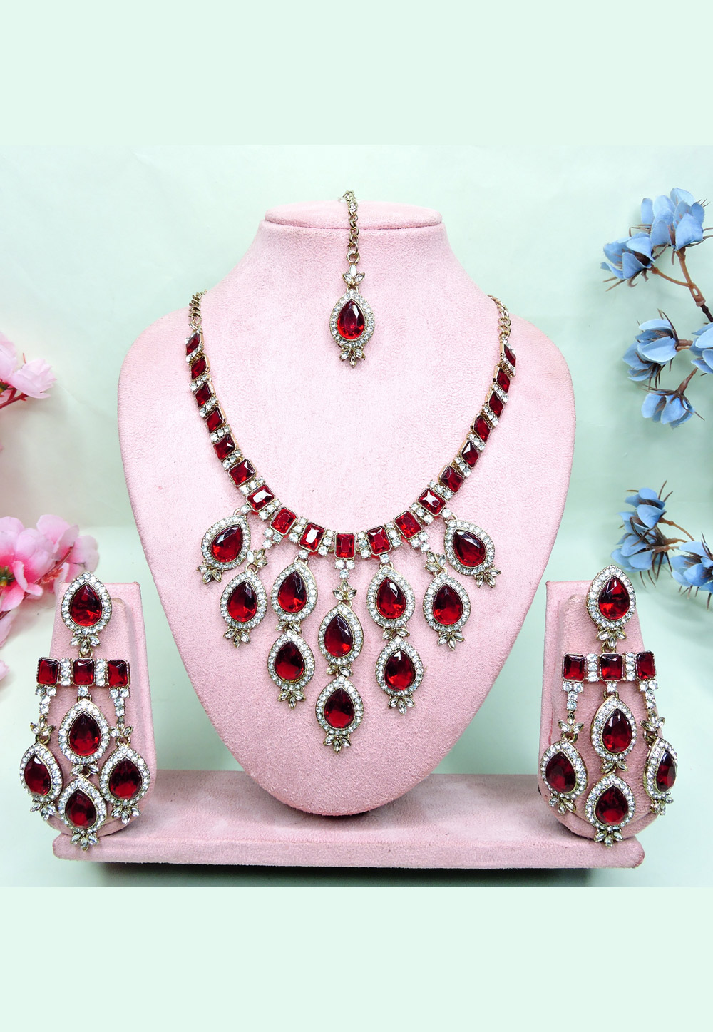 Maroon Alloy Necklace Set With Earrings and Maang Tikka 312393