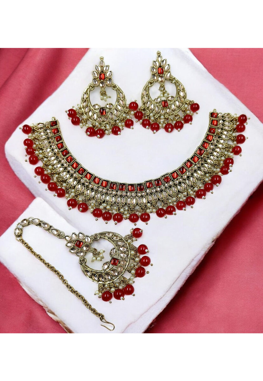 Maroon Alloy Necklace Set With Earrings and Maang Tikka 313755