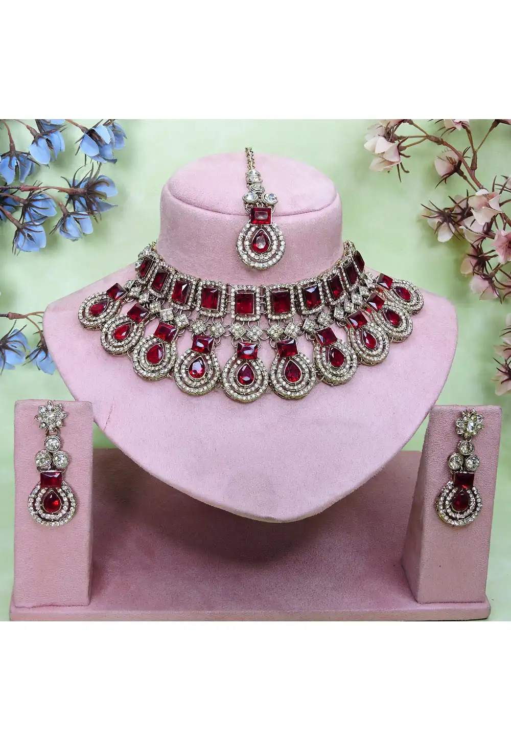 Maroon Alloy Necklace Set With Earrings and Maang Tikka 329442