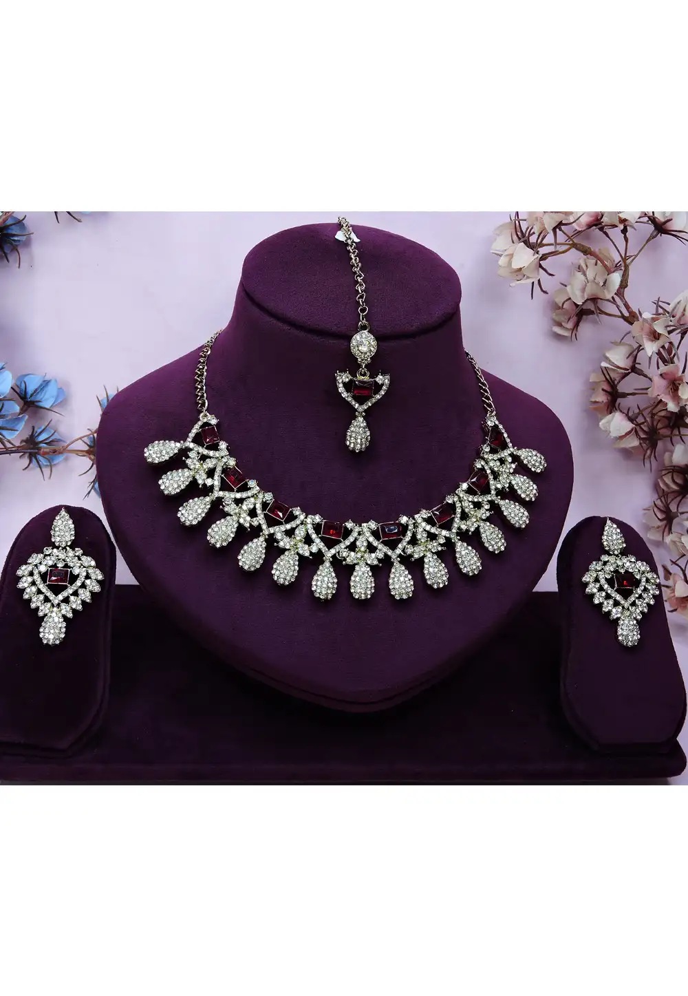 Maroon Alloy Necklace Set With Earrings and Maang Tikka 330769