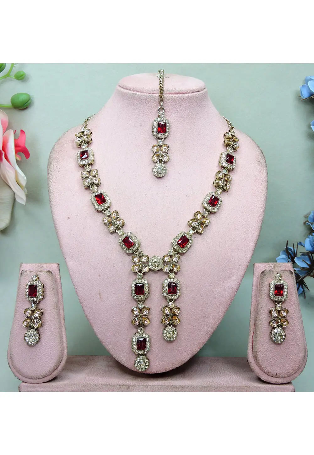 Maroon Alloy Necklace Set With Earrings and Maang Tikka 336140