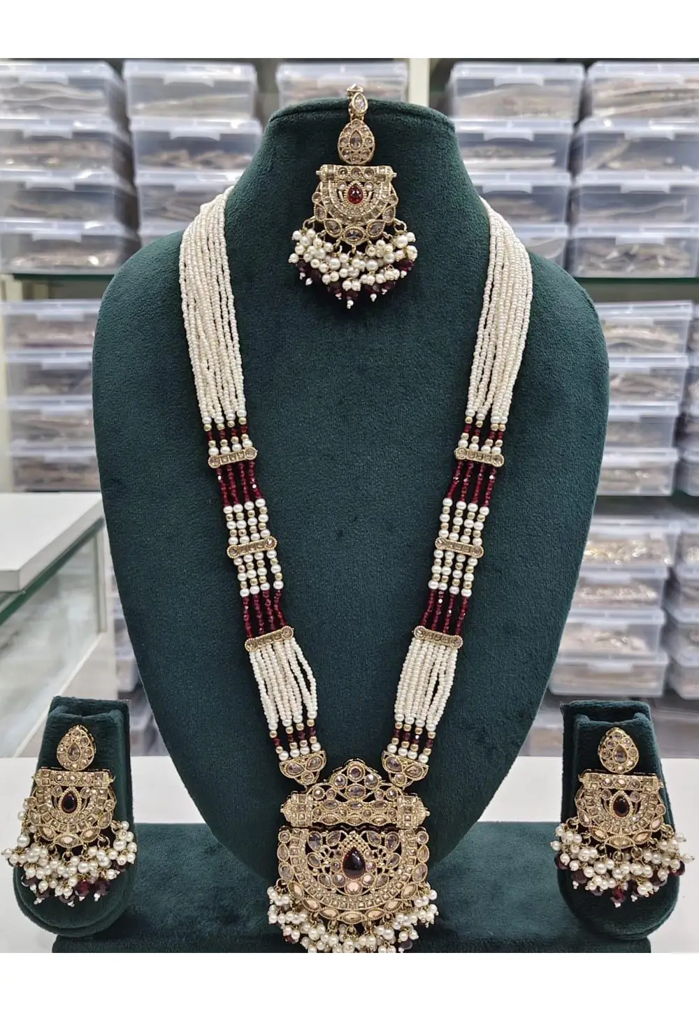 Maroon Alloy Necklace Set With Earrings and Maang Tikka 336708