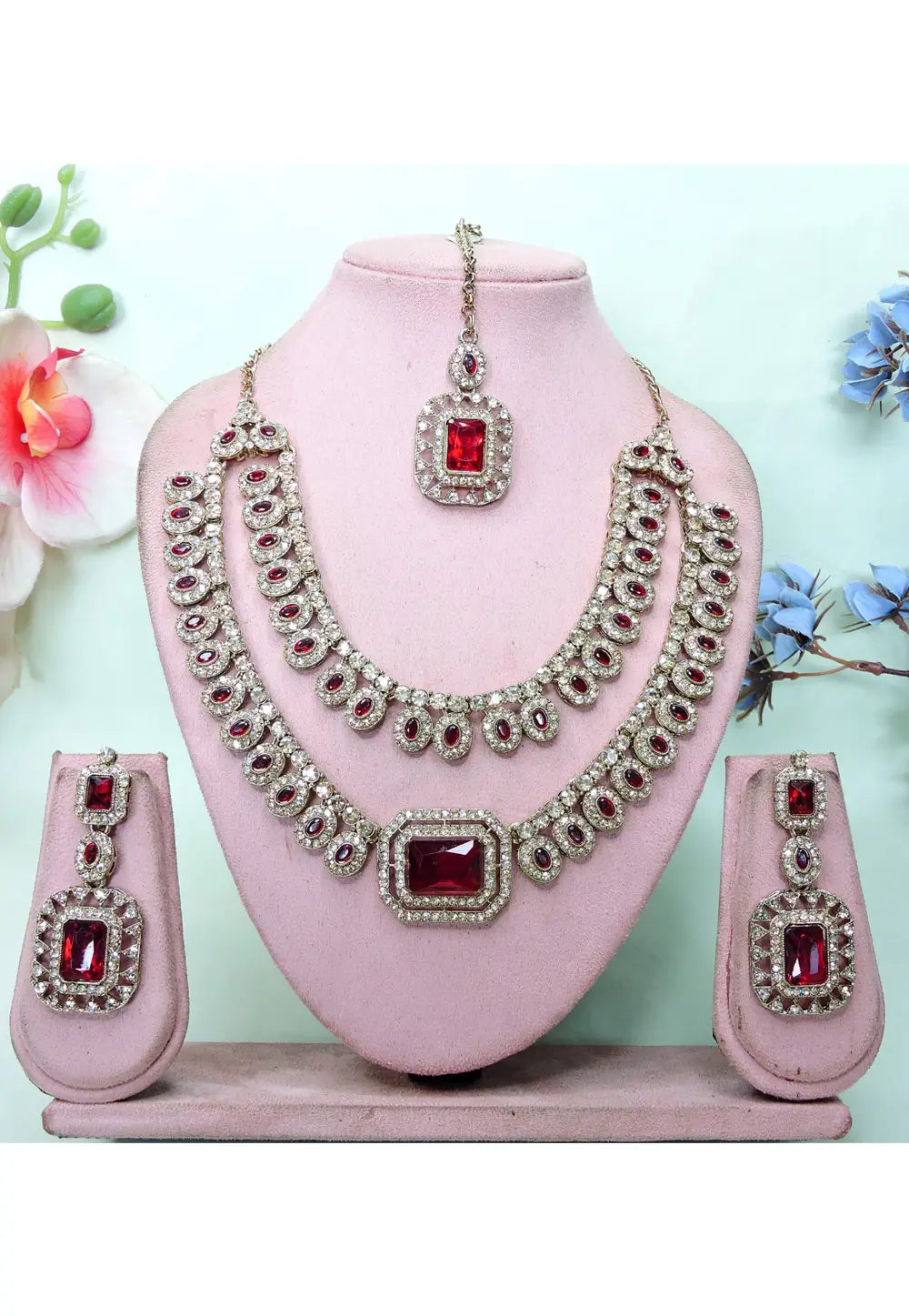 Maroon Alloy Necklace Set With Earrings and Maang Tikka 336844