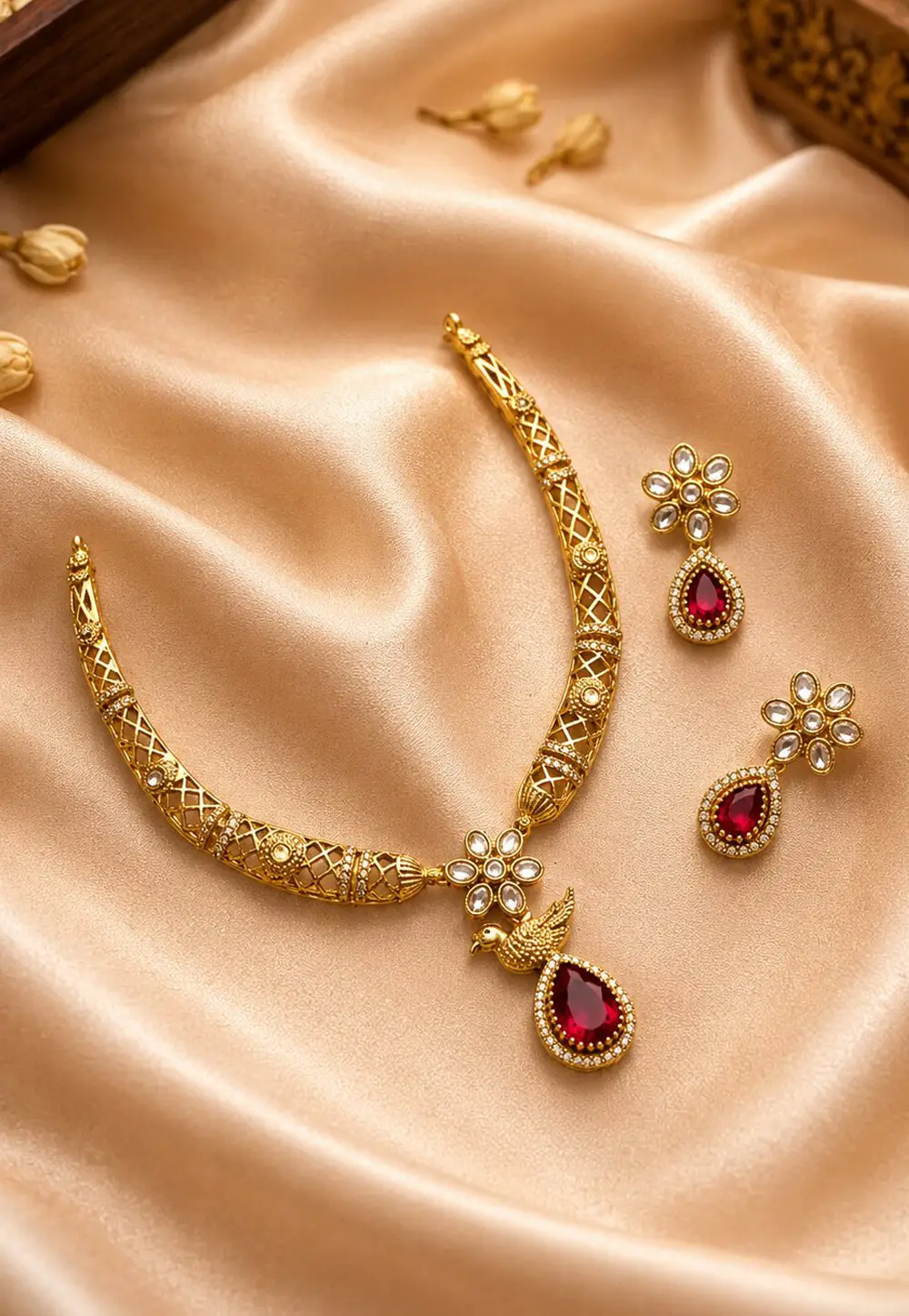Maroon Alloy Necklace With Earrings 332538