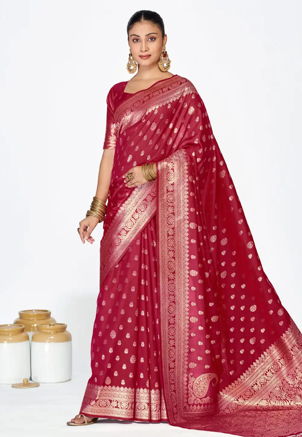 Maroon Banarasi Silk Saree With Blouse 320454