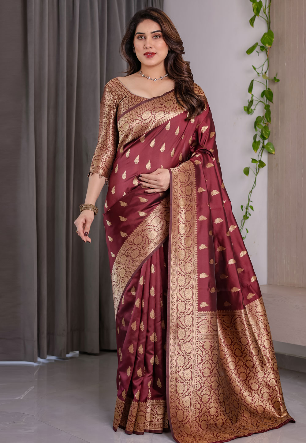 Maroon Jacquard Saree With Blouse 321348
