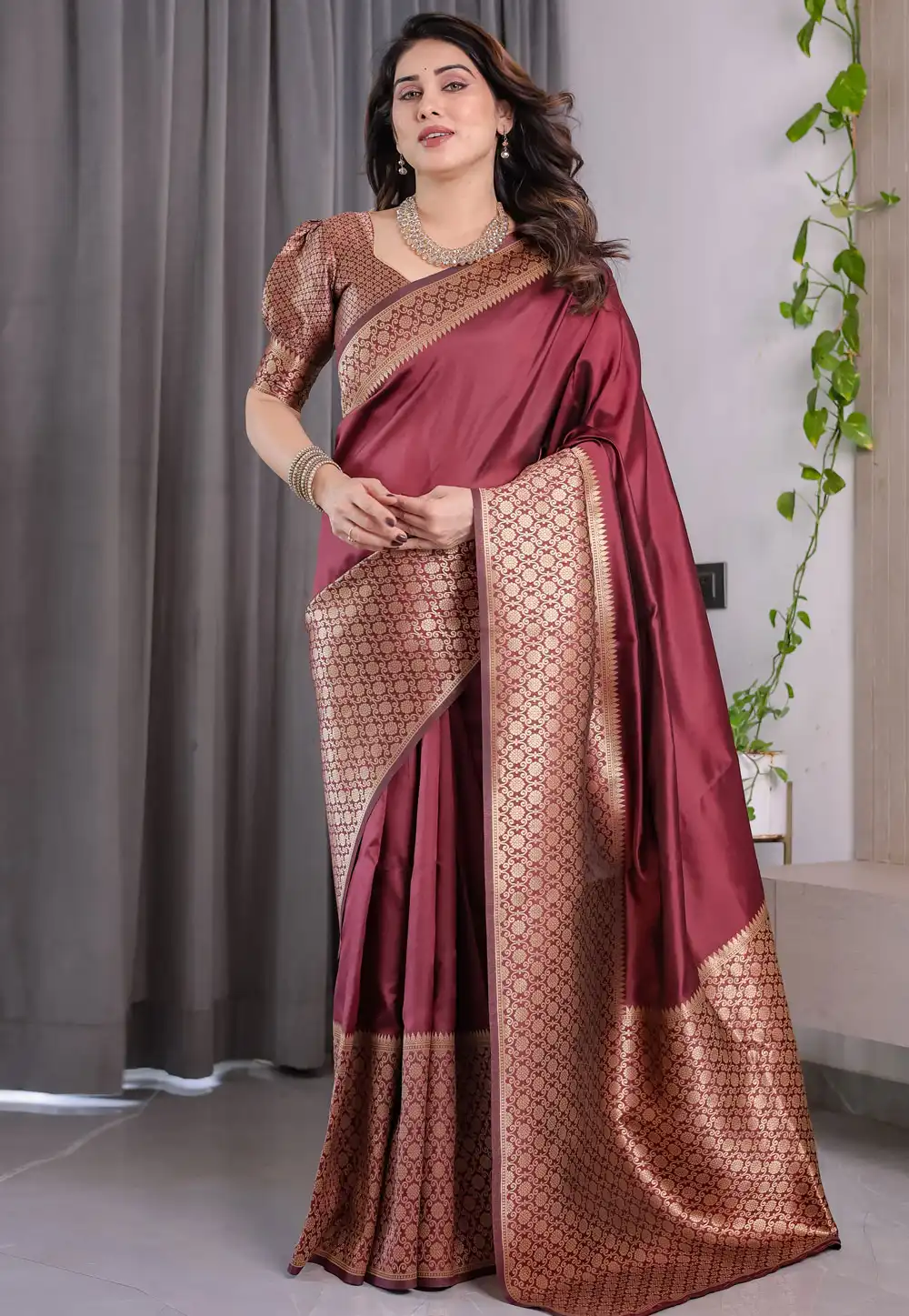 Maroon Jacquard Saree With Blouse 321350