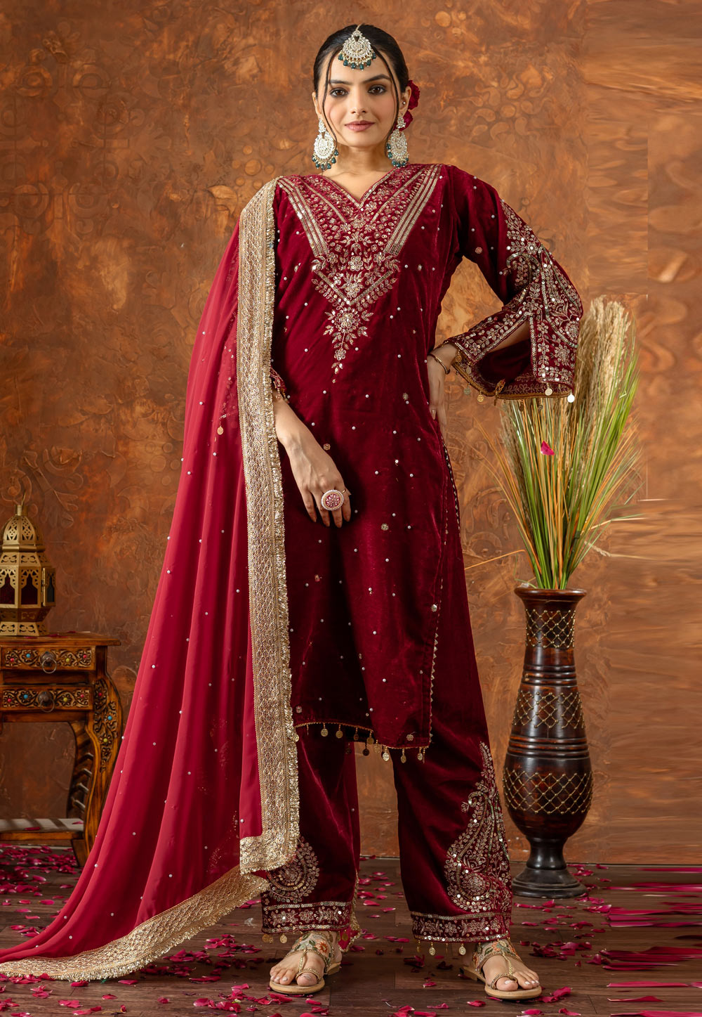 Maroon Velvet Readymade Designer Salwar Suit 322235