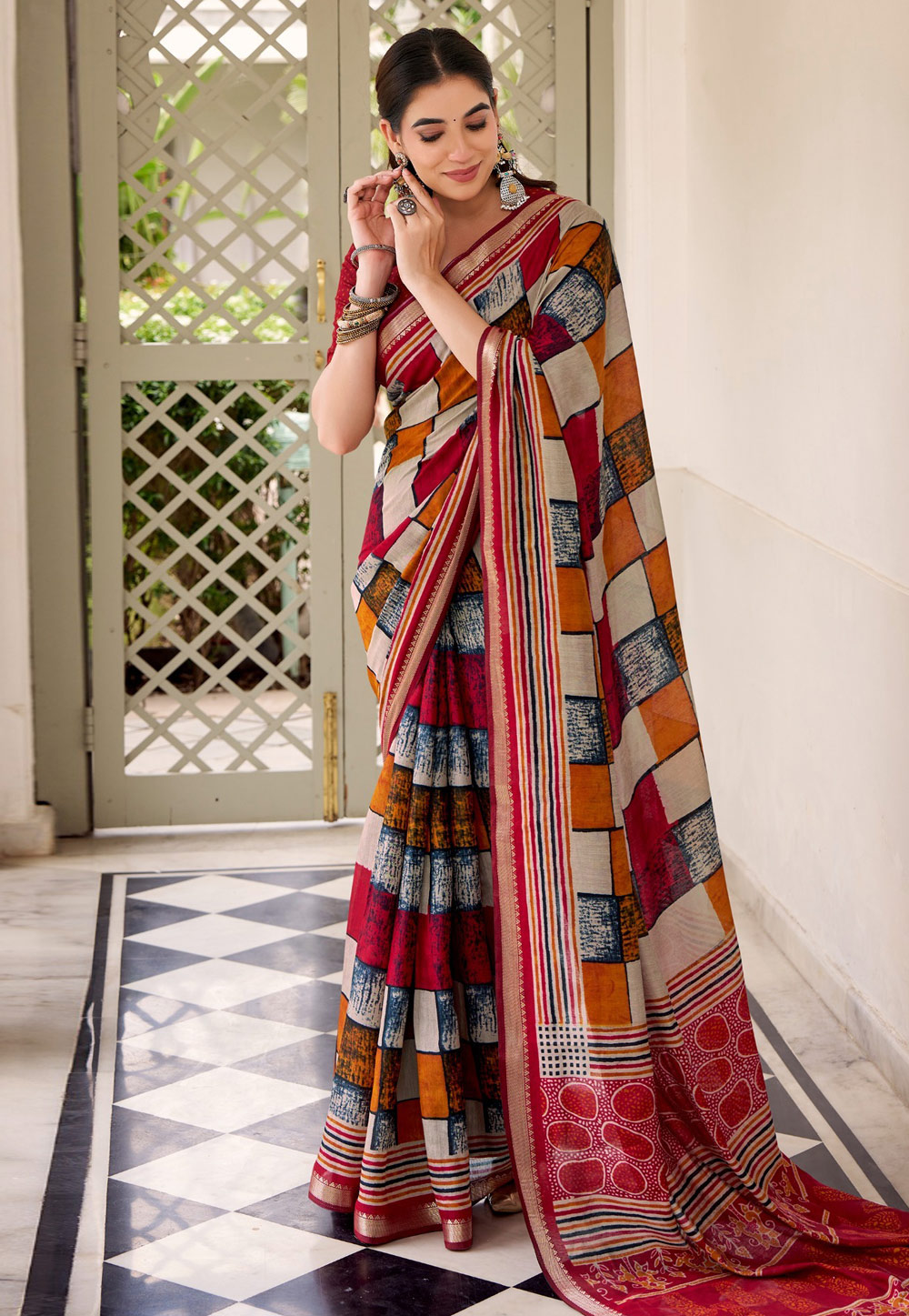 Maroon Viscose Saree With Blouse 329504