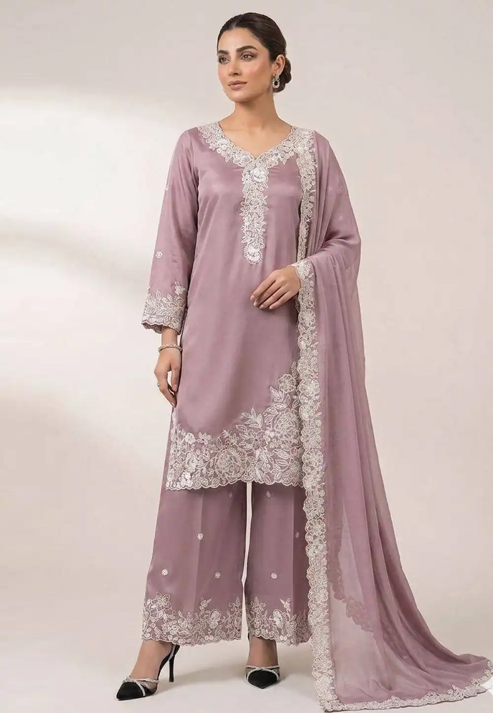 Mauve Crepe Readymade Pakistani Suit 329811