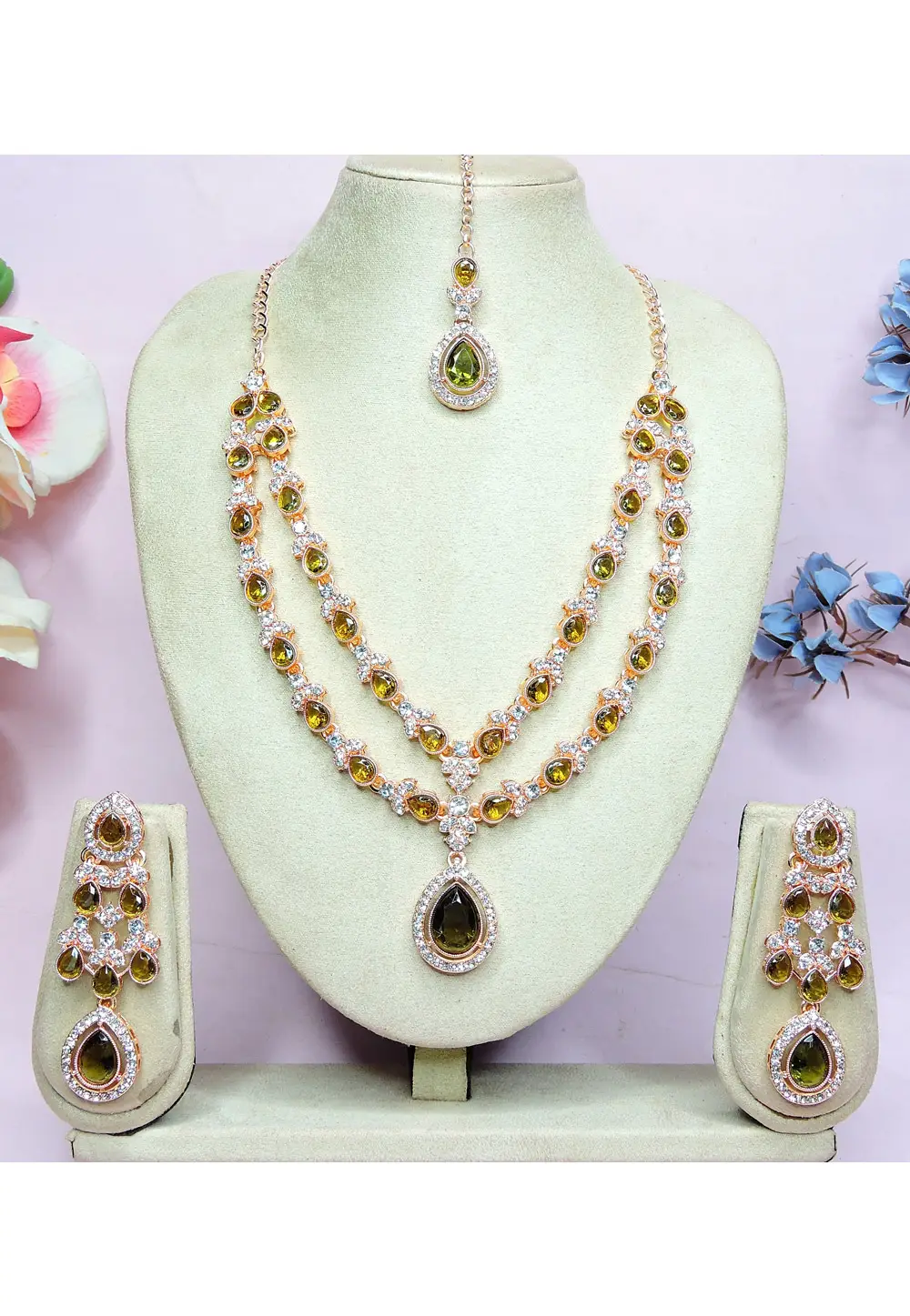 Mehndi Alloy Necklace Set With Earrings and Maang Tikka 336734