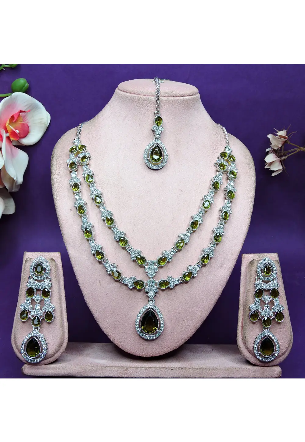 Mehndi Alloy Necklace Set With Earrings and Maang Tikka 336746