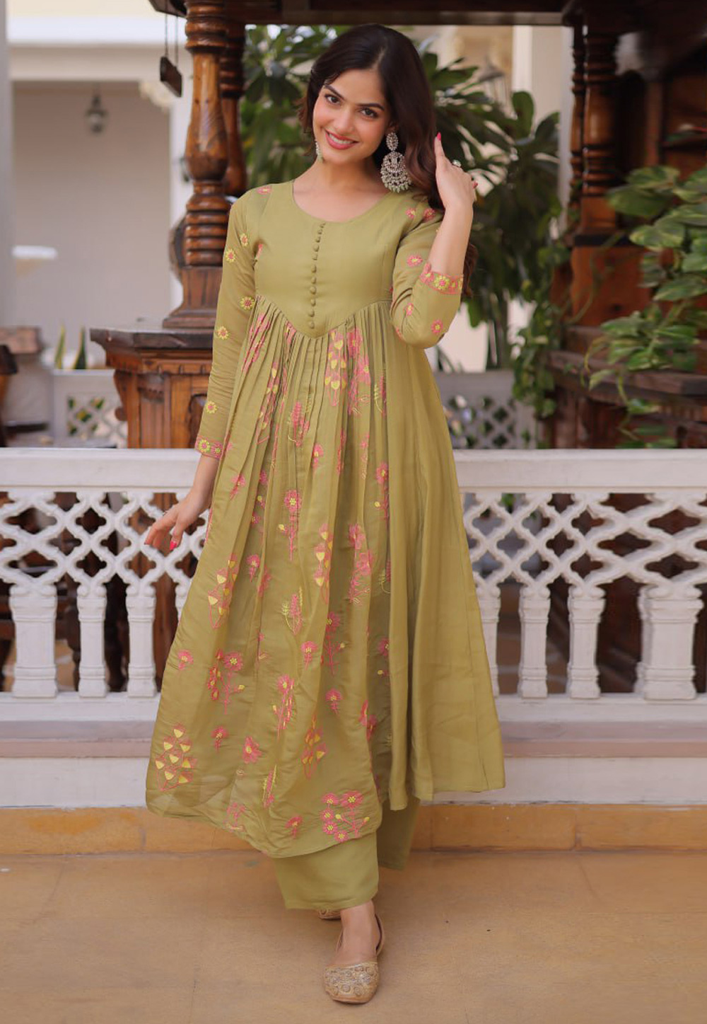 Mehndi Chanderi Kurta Set With Pant 325975