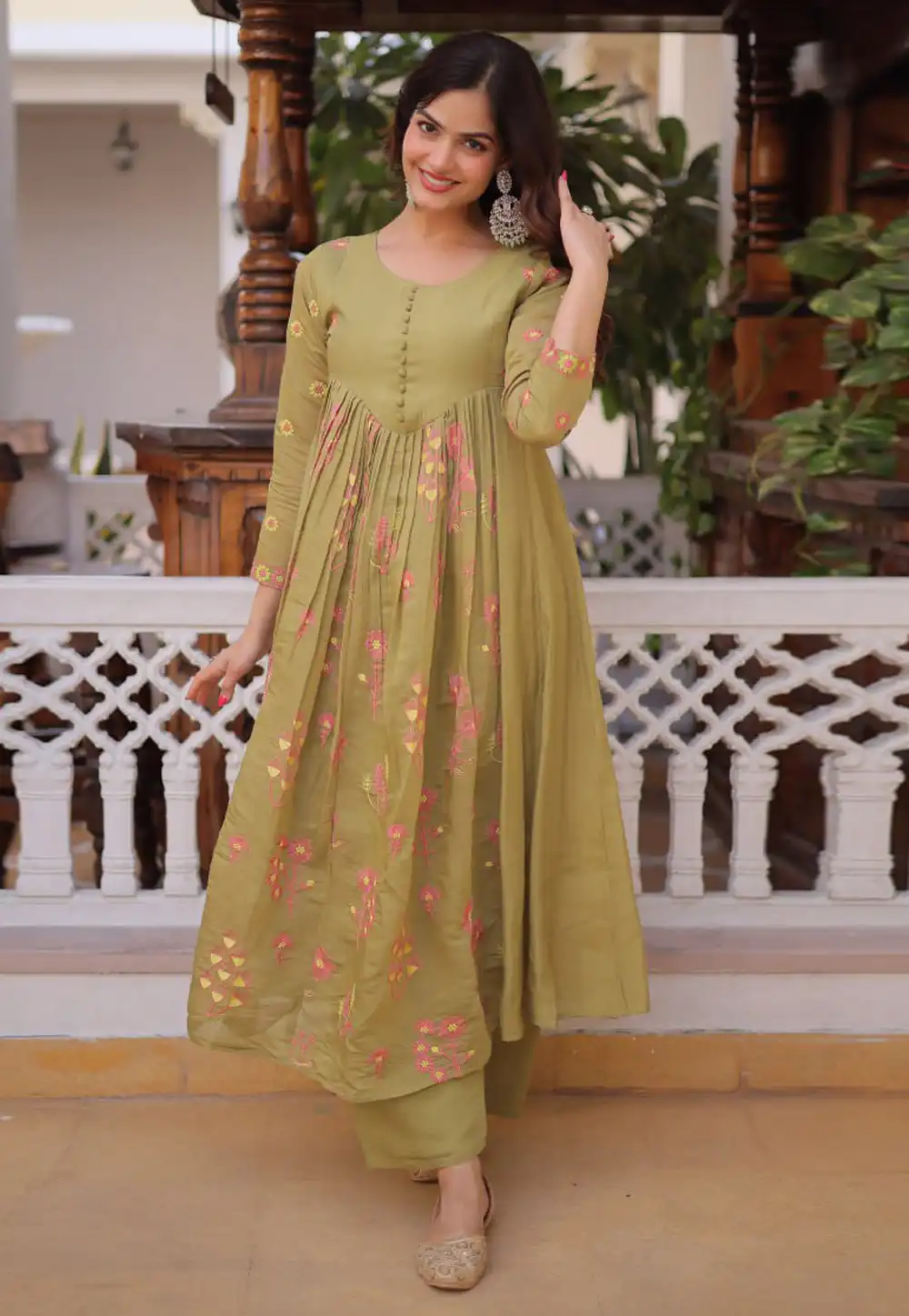 Mehndi Chanderi Kurta Set With Pant 325975