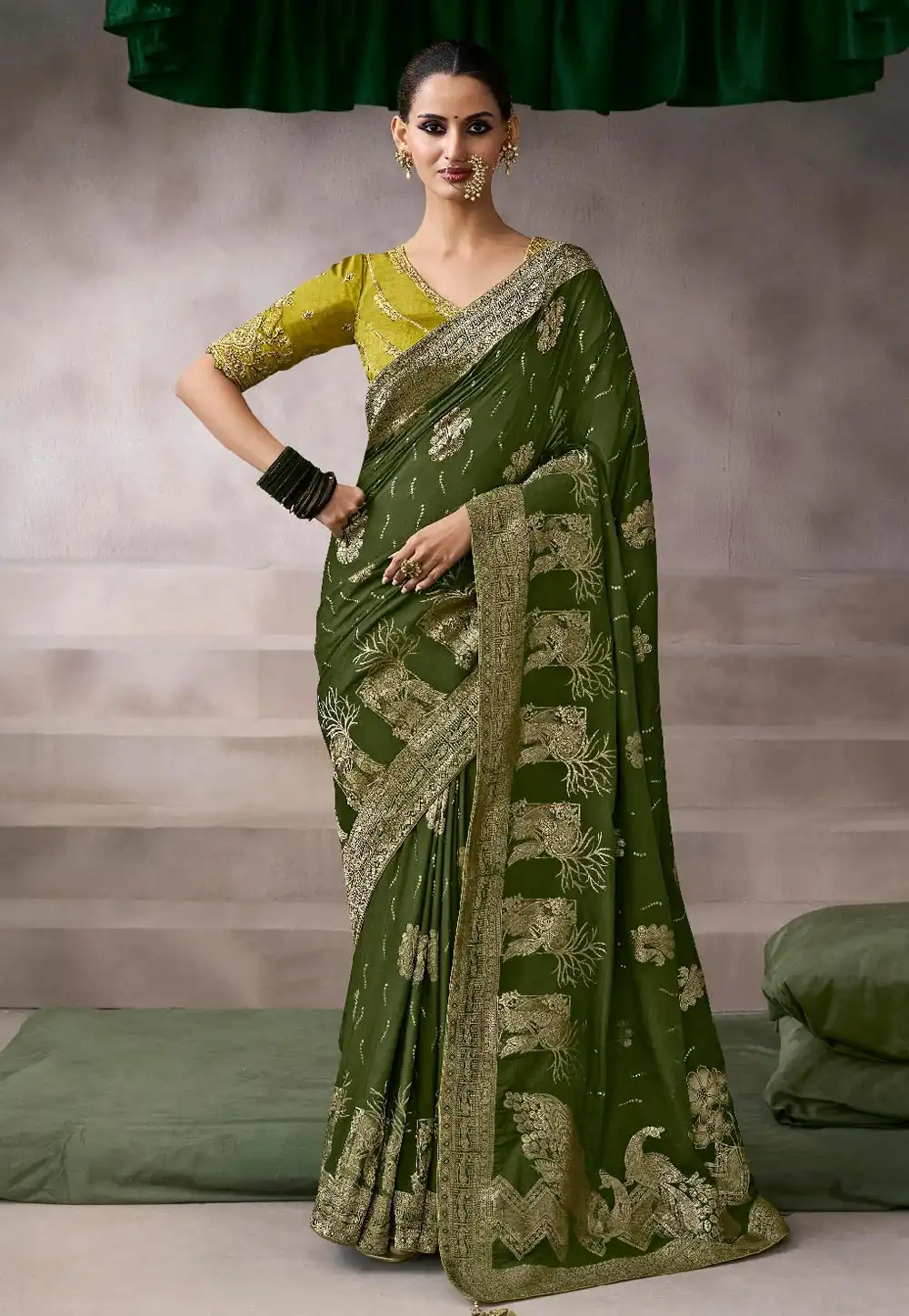 Mehndi Crepe Saree With Blouse 320173