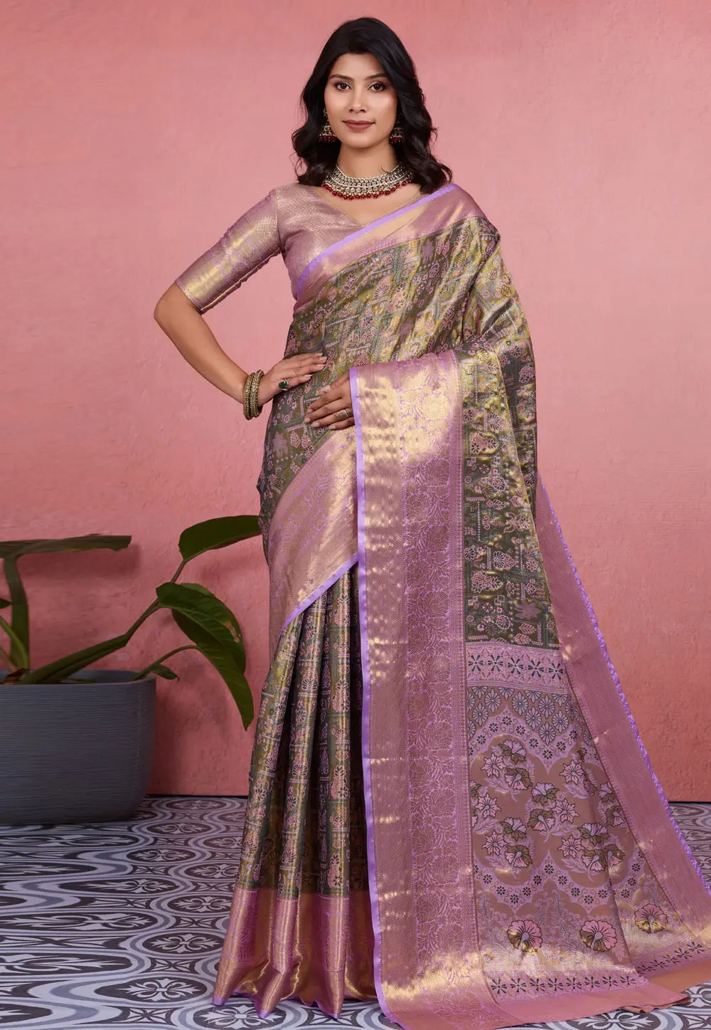 Mehndi Silk Saree With Blouse 331127