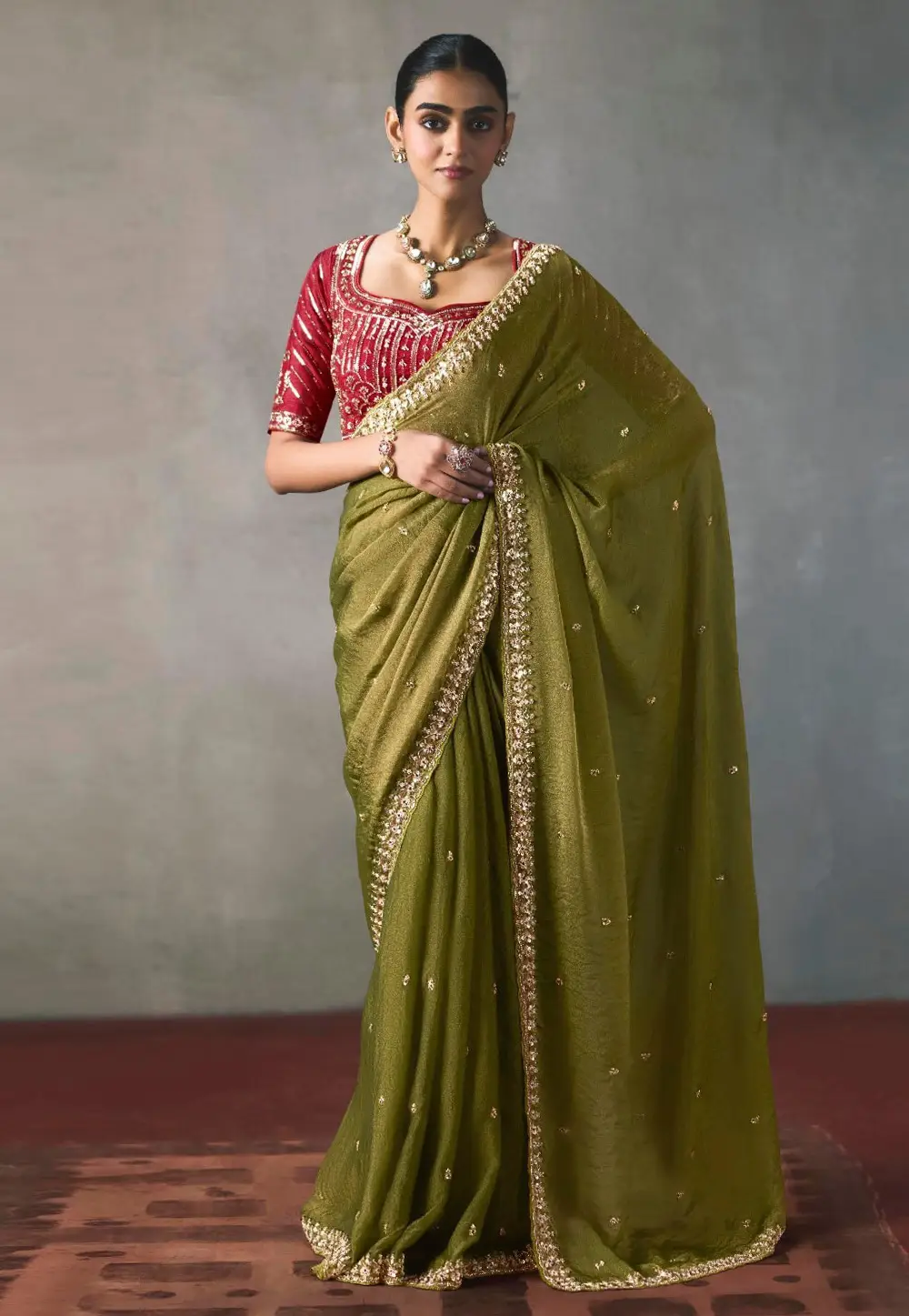 Mehndi Silk Saree With Blouse 335595