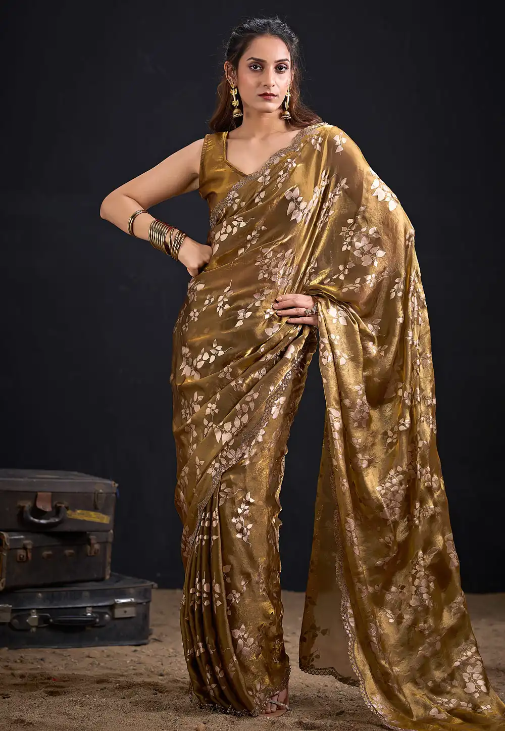 Mehndi Silk Saree With Blouse 327582