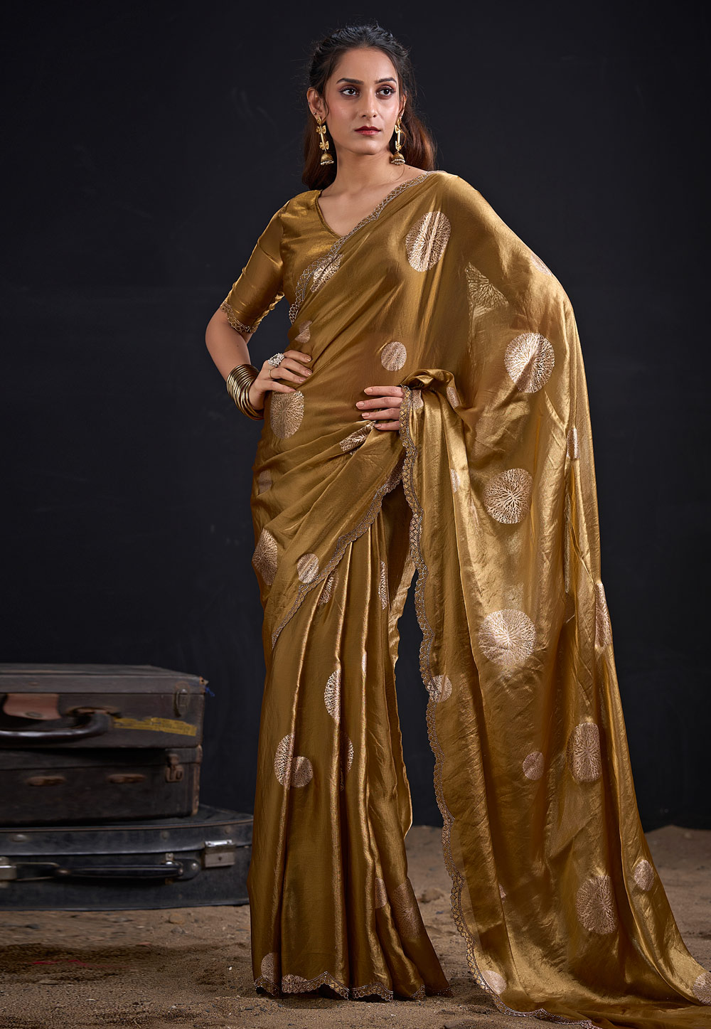 Mehndi Silk Saree With Blouse 327603