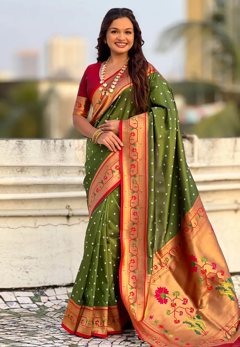 Mehndi Silk Saree With Blouse 323545