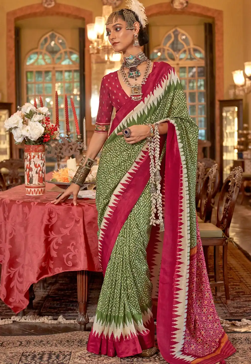Mehndi Silk Saree With Blouse 318692