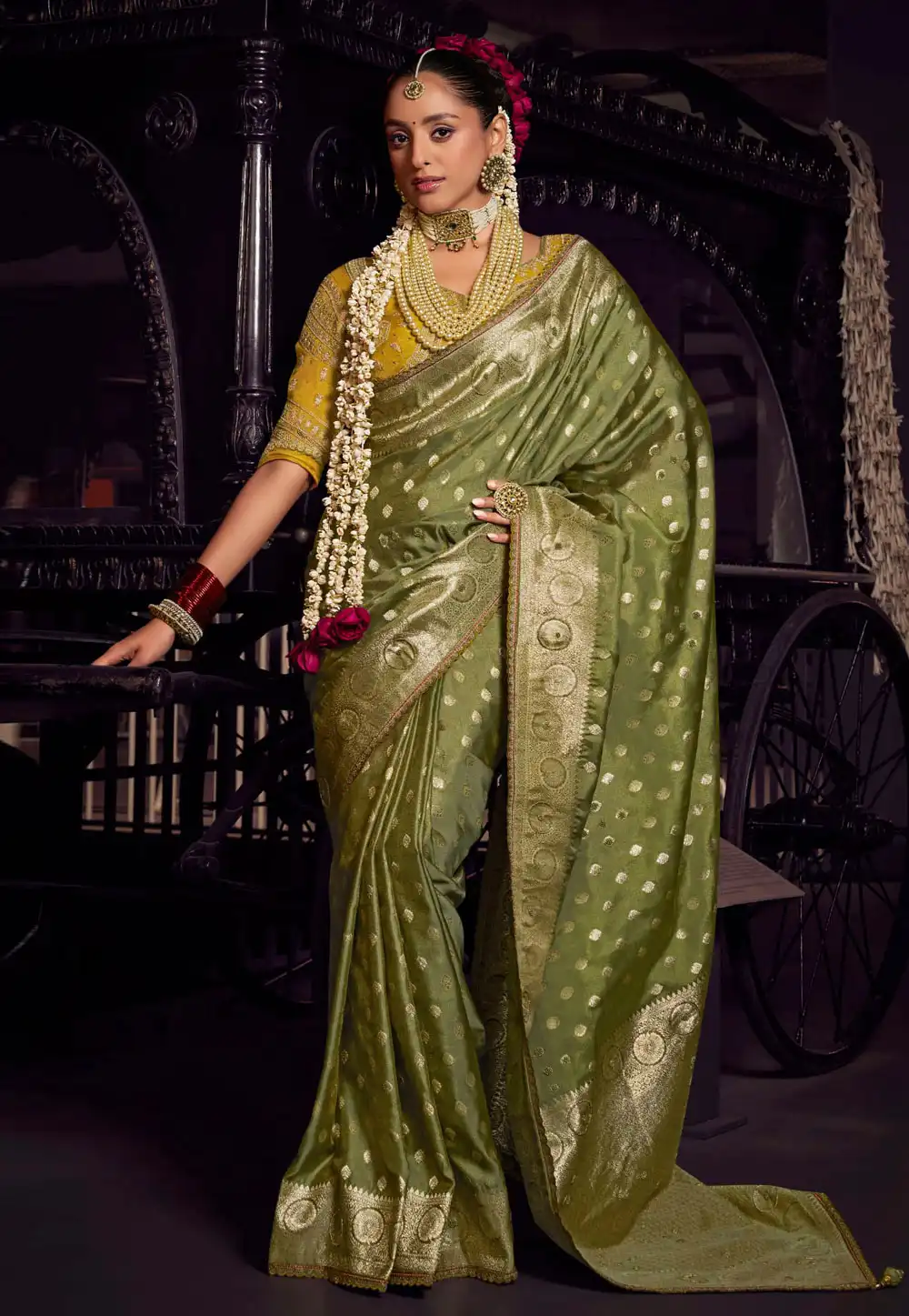 Mehndi Viscose Saree With Blouse 313439