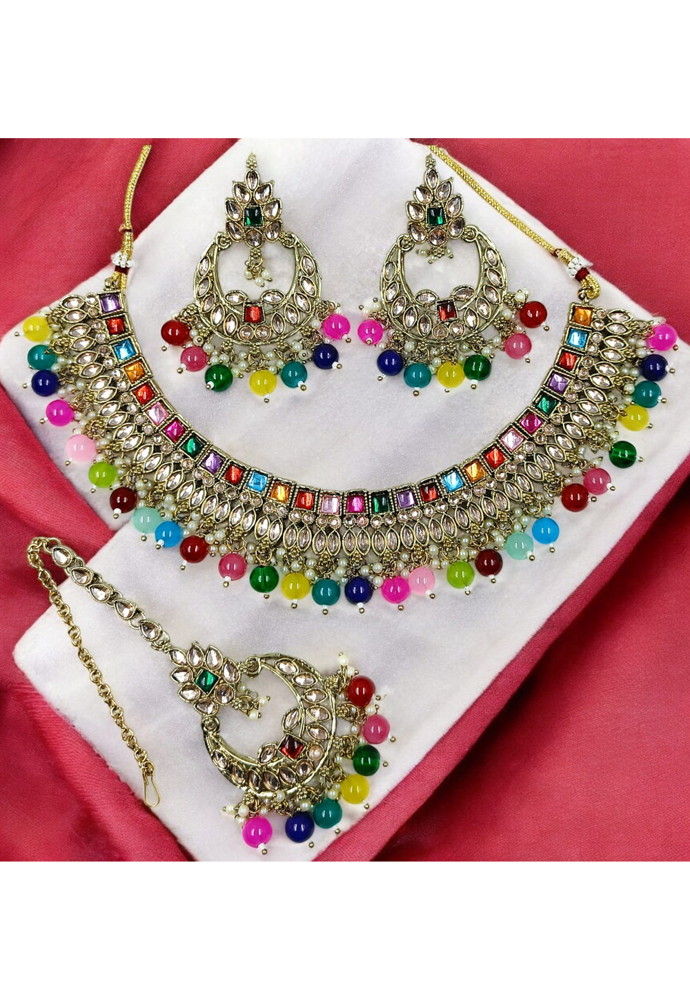 Multicolor Alloy Necklace Set With Earrings and Maang Tikka 313756