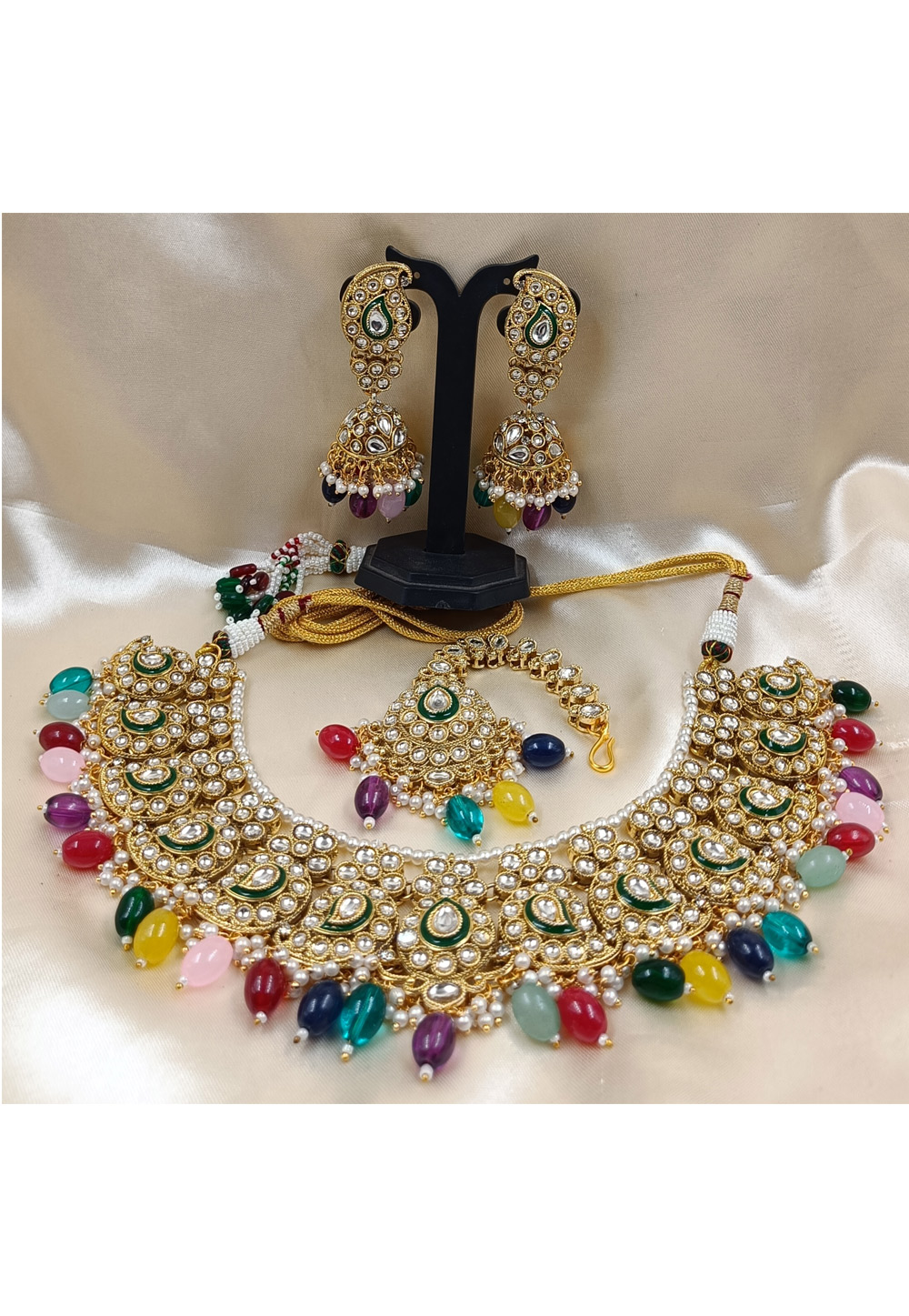 Multicolor Alloy Necklace Set With Earrings and Maang Tikka 322081