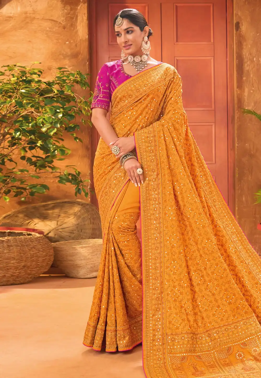 Mustard Banarasi Silk Saree 282001
