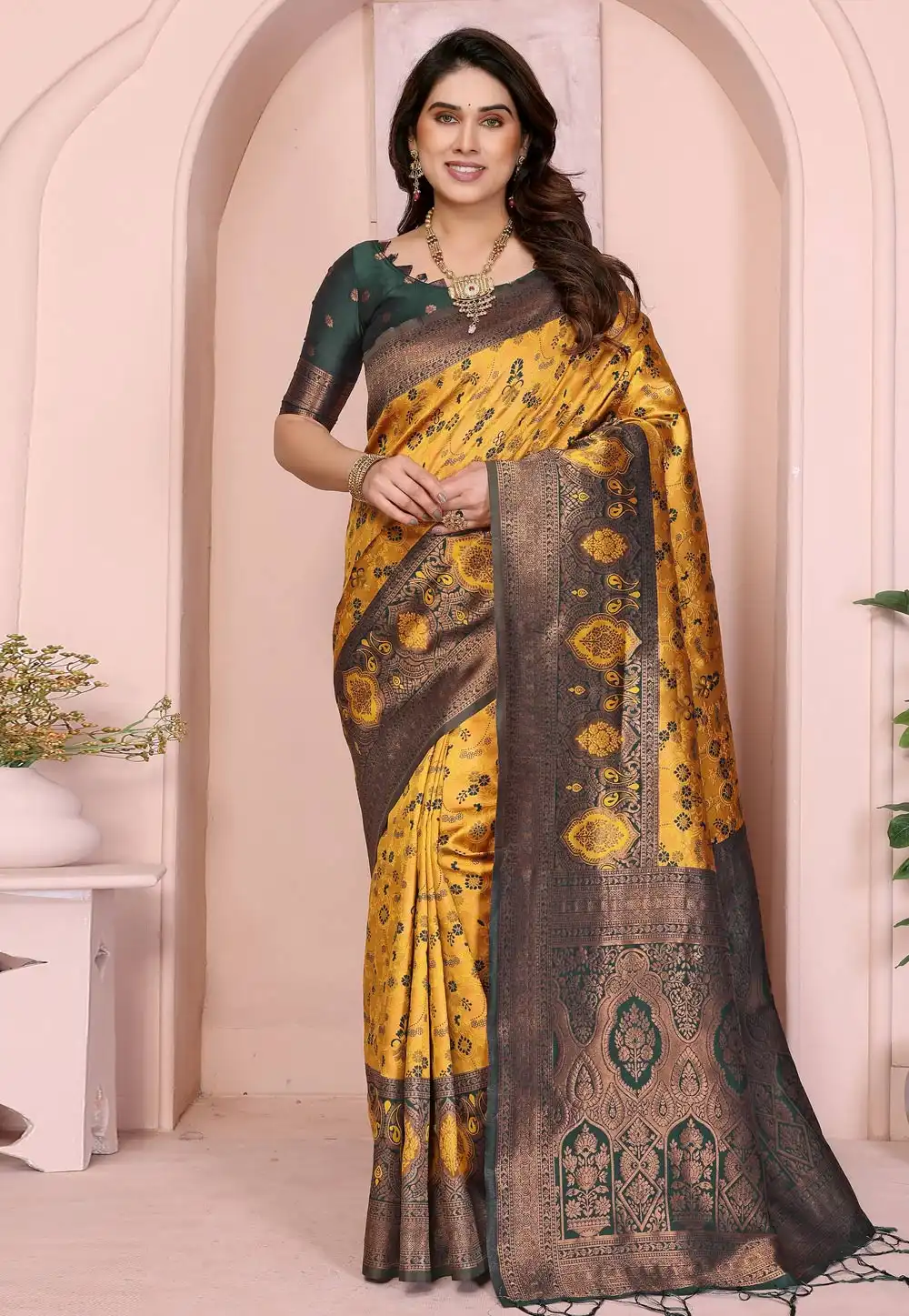Mustard Banarasi Silk Saree With Blouse 314427