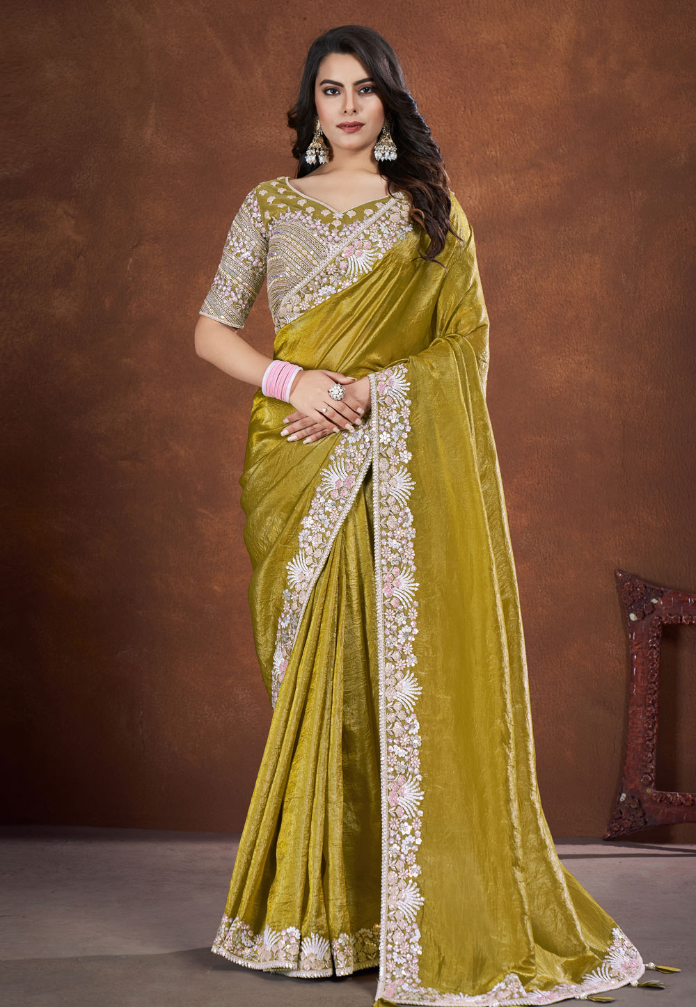 Mustard Banarasi Silk Saree With Blouse 285149