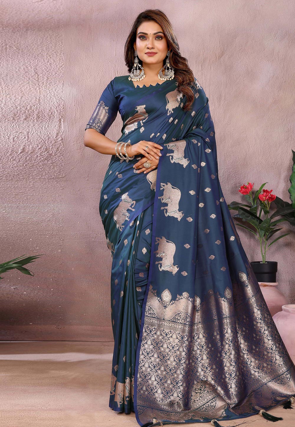 Navy Blue Banarasi Silk Saree 312659