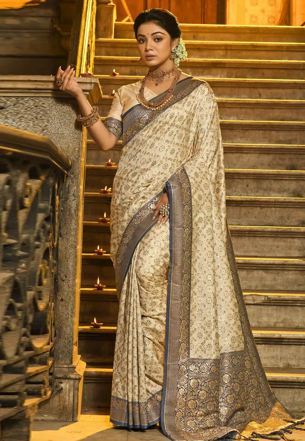 Cream Banarasi Silk Saree With Blouse 311376