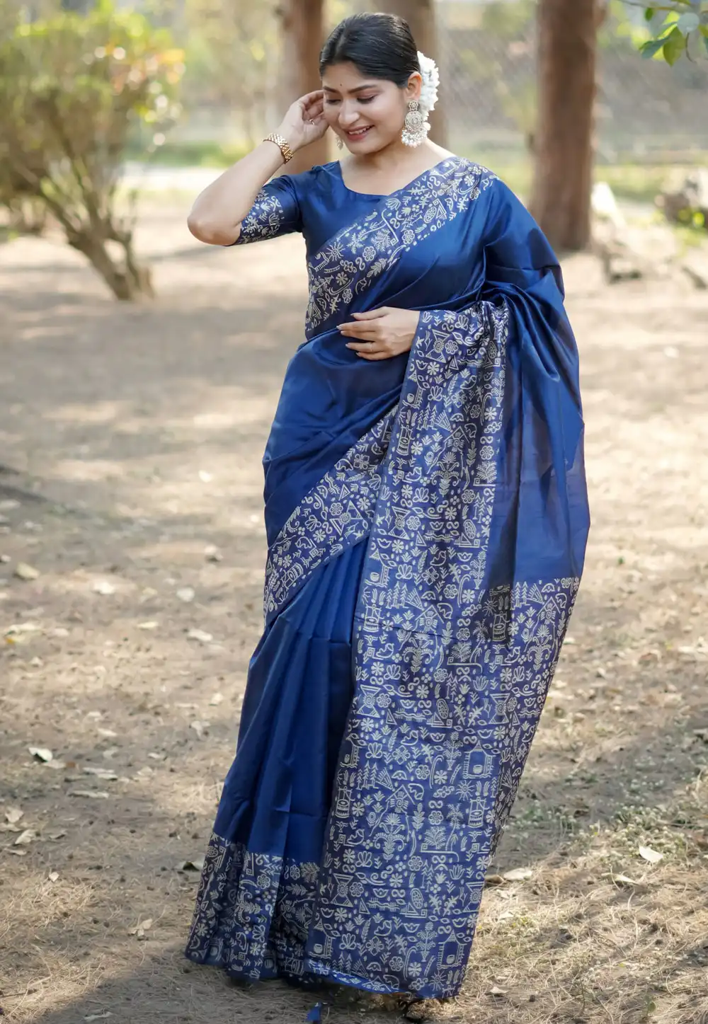Navy Blue Raw Silk Saree With Blouse 317692