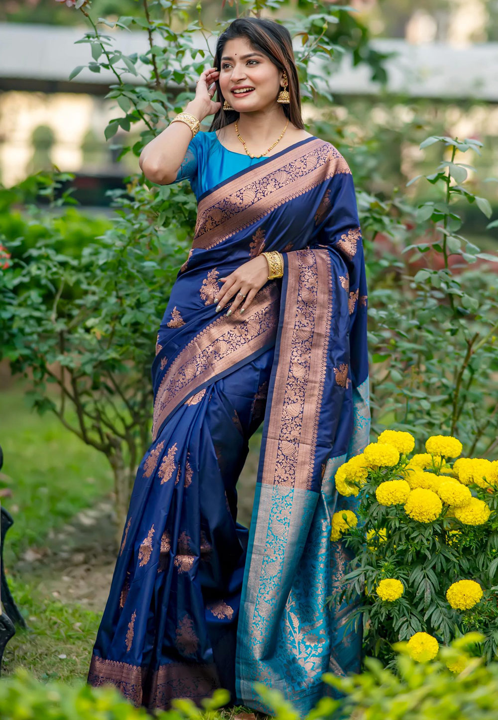 Navy Blue Tussar Silk Saree With Blouse 285394