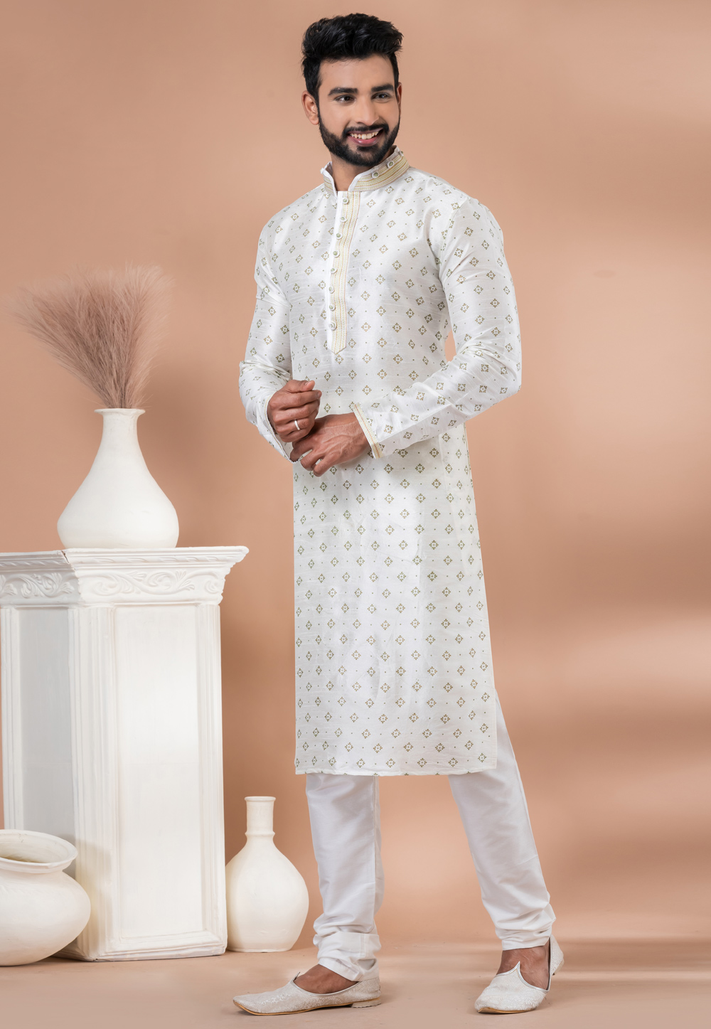 Off White Banarasi Kurta Pajama 282574