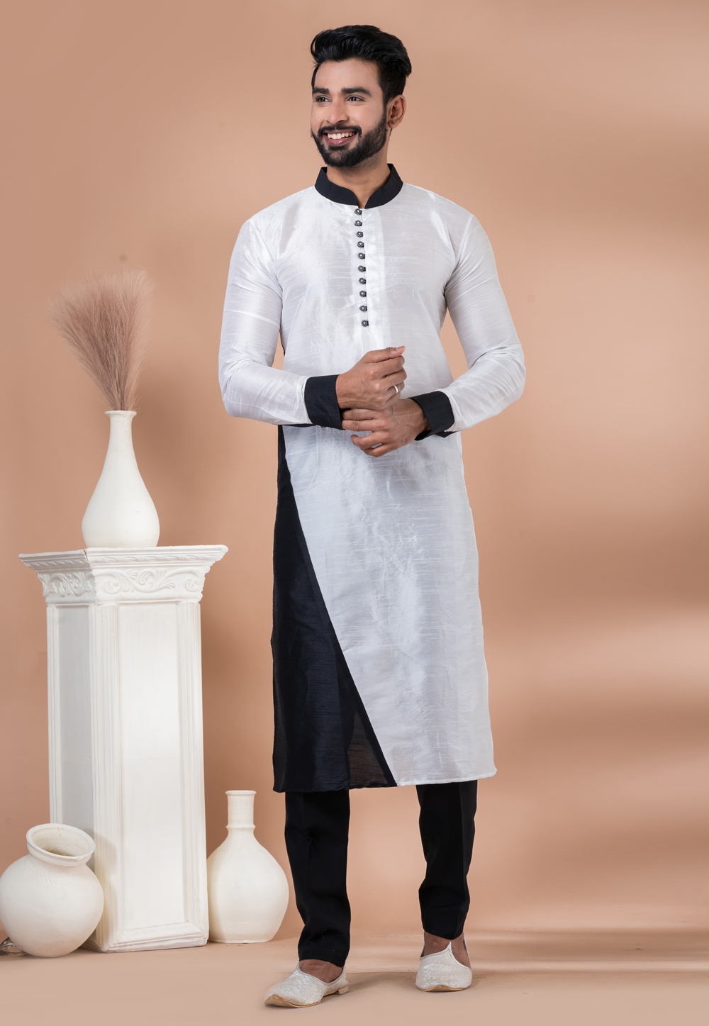 Off White Banarasi Kurta Pajama 283125