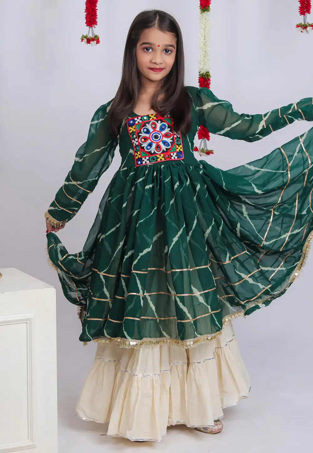 Off White Cotton Girls Navratri Lehenga Choli 335713
