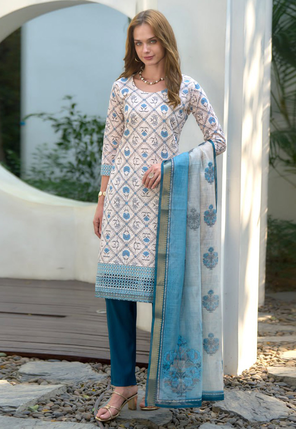Off White Cotton Readymade Pakistani Suit 312003