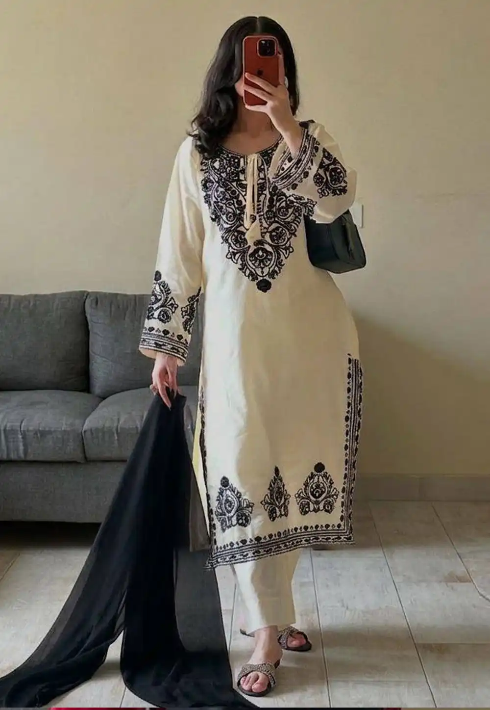 Off White Silk Readymade Pakistani Suit 326601