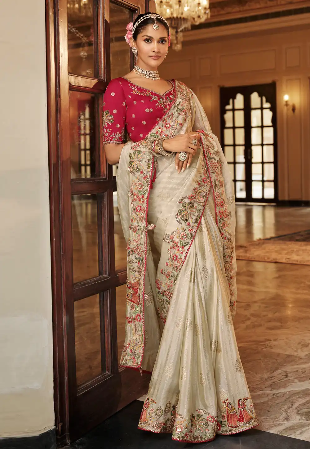 Off White Viscose Saree With Blouse 317618